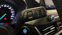 Ford Focus 1.5 EcoBlue 120ch Titanium — photo 24