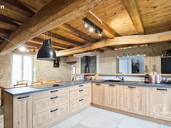 Longère 7 pièces 193 m²