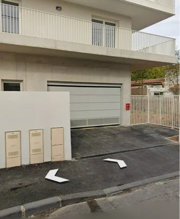 Garage à louer