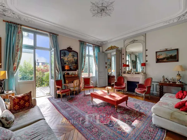 Appartement 4 pièces 160 m²