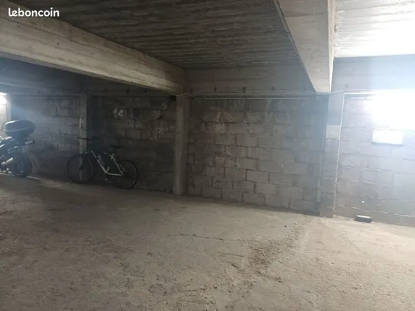 Parking à louer