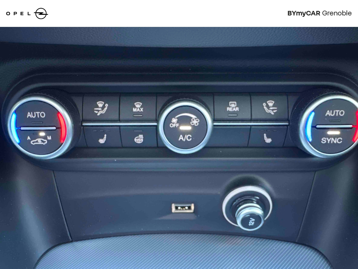 Alfa Romeo Stelvio 2.2 210 ch Q4 AT8 — photo 22