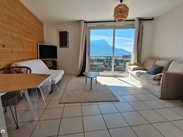 Location Studio meublé proche Plan d'Eau Embrun