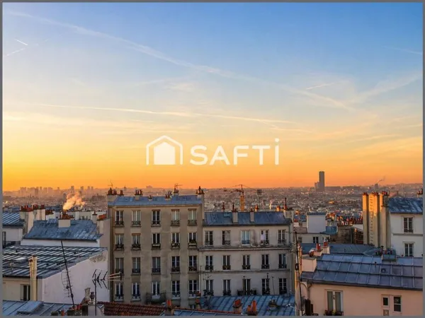Grand 2 pièces haut Montmartre, possible 3 pièces - vue exceptionnelle sur Paris