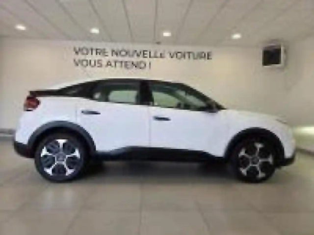 Citroën C4 puretech 130ch s&amp;s feel pack — photo 6