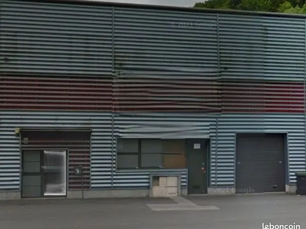 Local 440 m² Bart