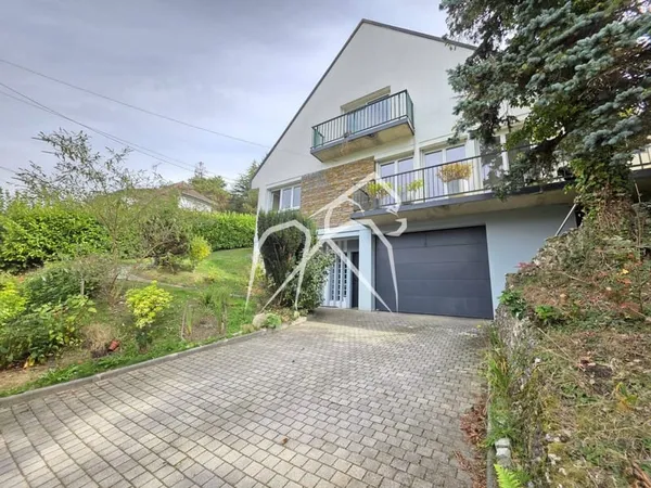 Maison 7 pièces 213 m²