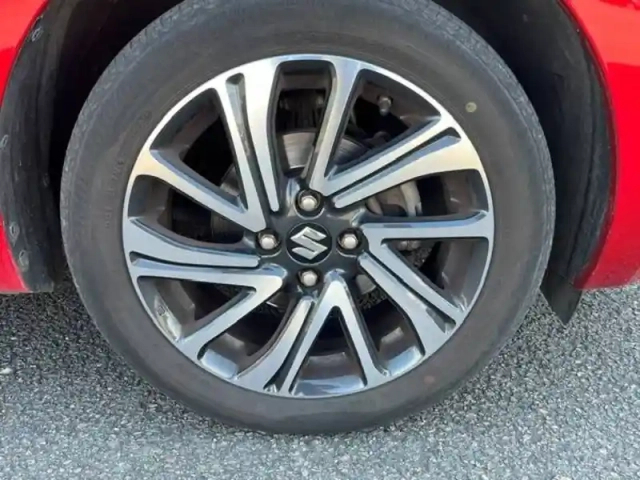 Suzuki Swift 1.2 dualjet hybrid — photo 32