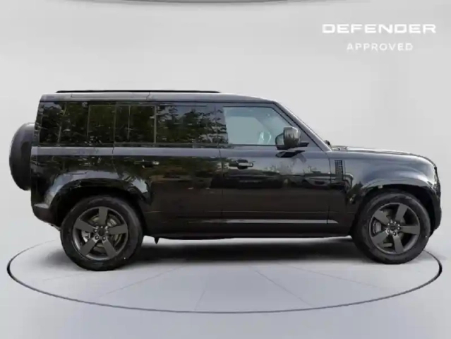 Land Rover Defender 110 2.0 p300e phev x-dynamic se