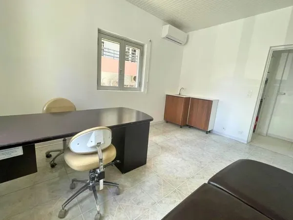 À louer - salle de consultation 12,57 m2 Cabinet médical à