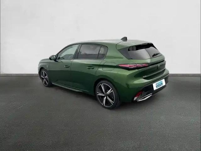 Peugeot 308 phev 180 e-eat8 — photo 7