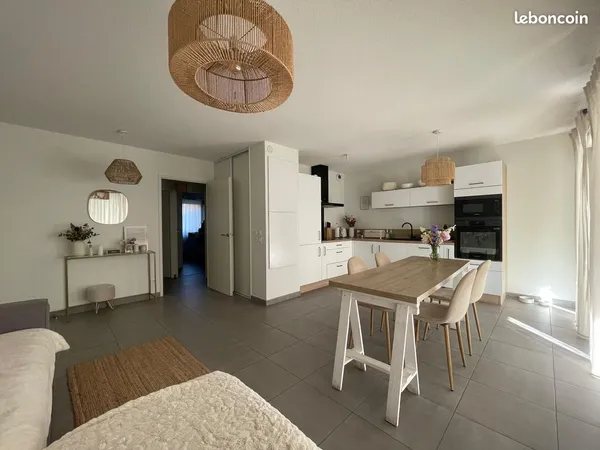 T3 - 2020 (Climatisé) + Terrasse de 16 M2 + Cellier