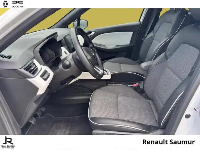 Renault Clio 1.3 tce 140ch techno — photo 3