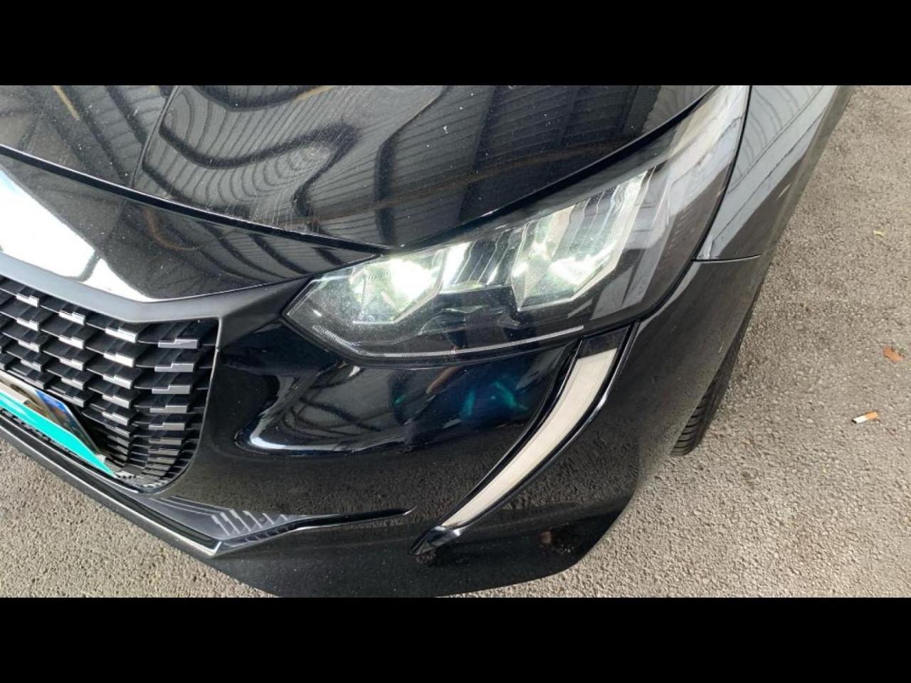 Peugeot 208 1.5 bluehdi 100ch s&s allure — photo 17