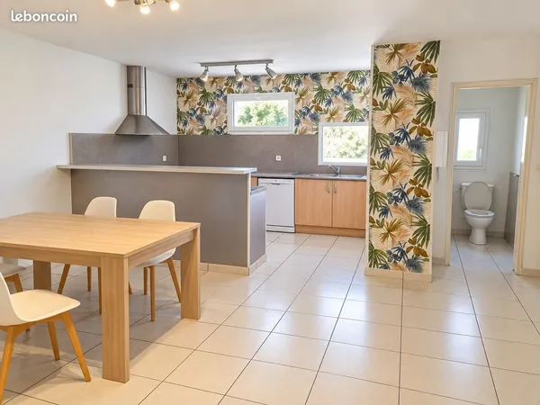 Appartement/ maison de ville Type 4 à louer