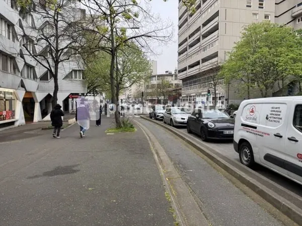 Local commercial 42 m²