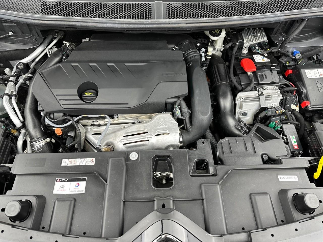 Citroën C5 Aircross hybride rechargeable 225 s&s e-eat8 shine — photo 13