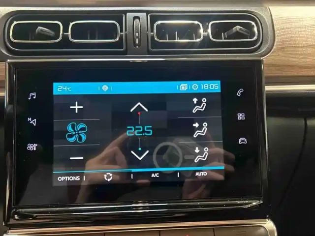 Citroën C3 1.2 puretech 110ch s&amp;s shine eat6 — photo 15