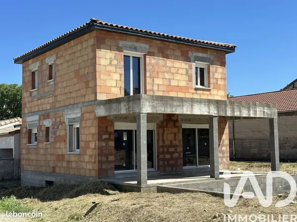 Villa 4 pièces 106 m²