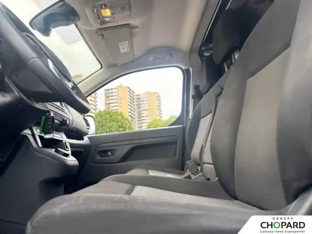 Fiat Scudo fourgon bluehdi 145 m s&amp;s eat8 — photo 11