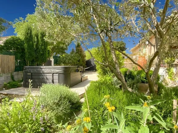 Villa 6 pièces 143 m²