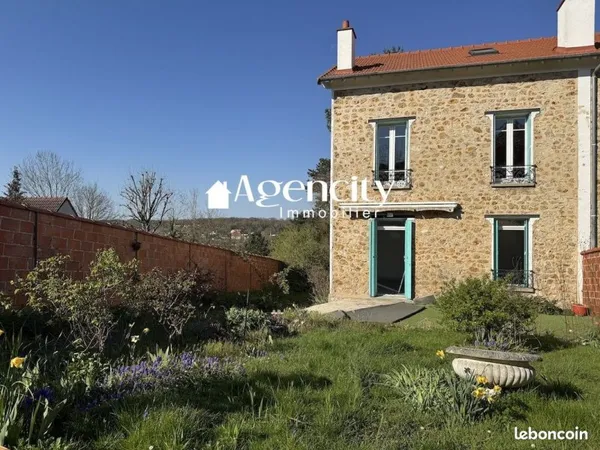 Maison 6 pièces 109 m²