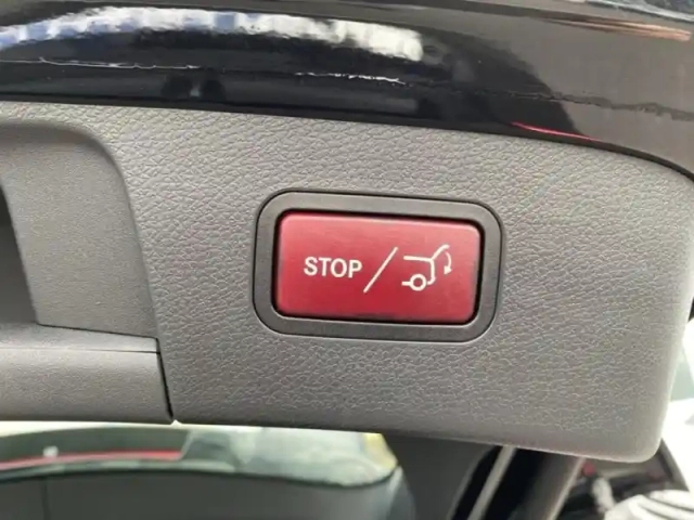 Mercedes Gla 200 inspiration 7g-dct — photo 12