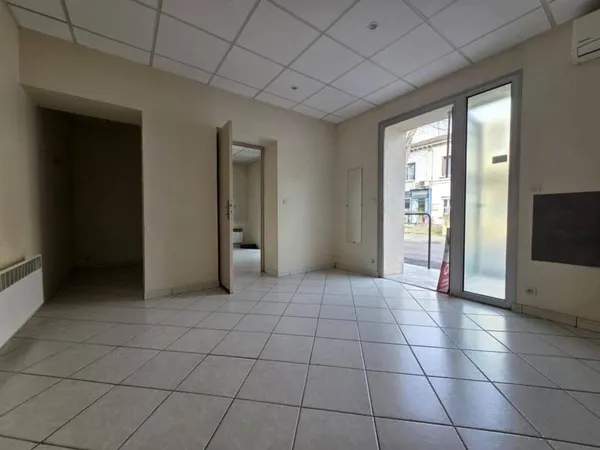 Local commercial 2 pièces 30 m²