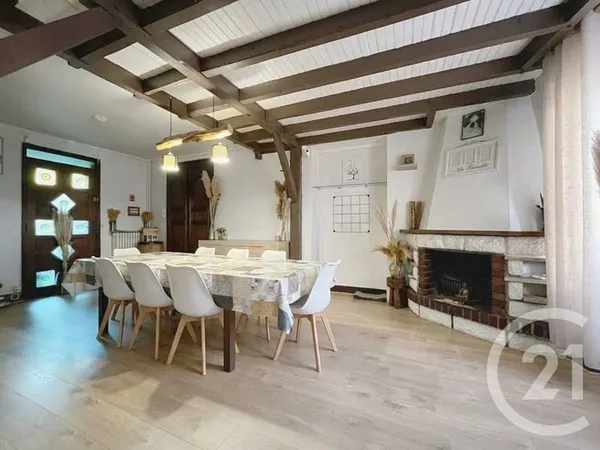 Appartement 7 pièces 147 m²