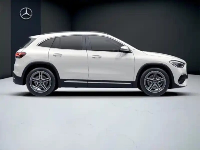 Mercedes Gla 220 d 4matic amg line — photo 6