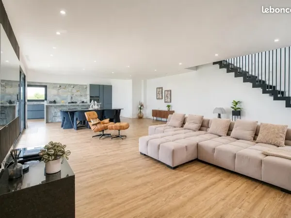 Maison 6 pièces 200 m²