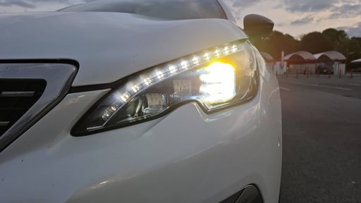 Peugeot 308 1.2 Puretech 130 EAT8 - GT Line – 2019 – 132202 km – Essence – Boîte Automatique — photo 3
