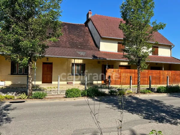 Maison 11 pièces 300 m²