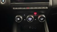 Renault Captur 1.6 E-Tech hybride Initiale Paris -21 — photo 26