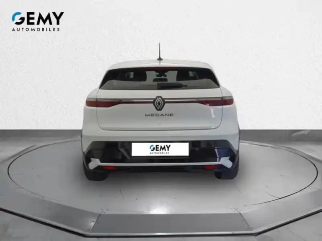 Renault Megane e-tech ev40 130ch standard charge — photo 20