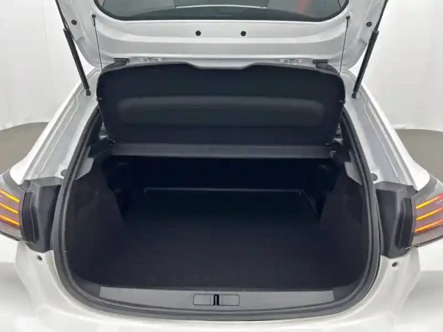 Peugeot 208 puretech 100 s&amp;s bvm6 — photo 6
