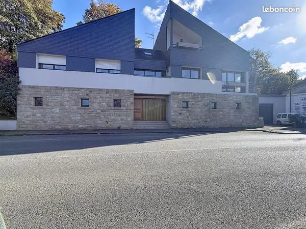Maison 7 pièces 182 m²