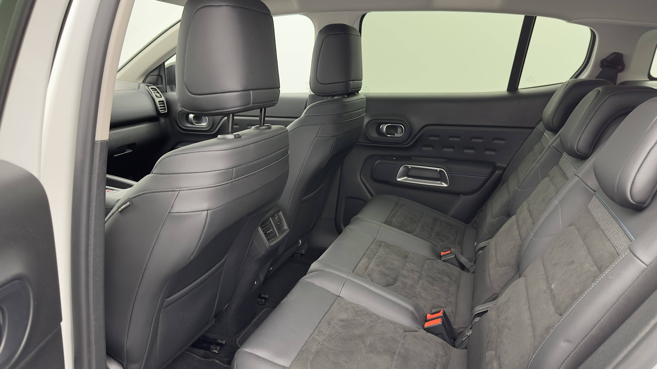 Citroen C5 Aircross Hybride Rechargeable 225 e-EAT8 — photo 11