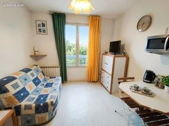 Studio meublé 16 m² - 380 HC - Wifi, 700m thermes