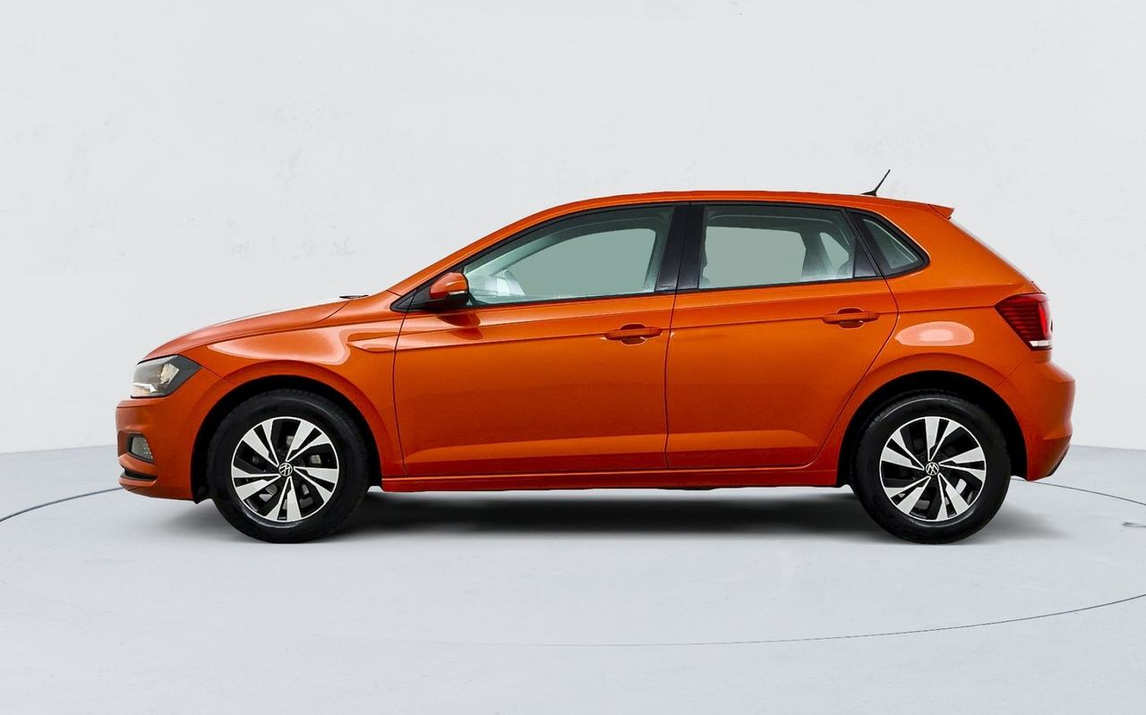 Volkswagen Polo — photo 2