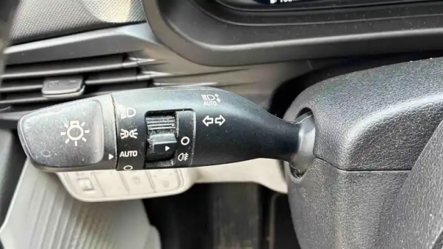 Hyundai I20 1.0 t-gdi 100 dct-7 hybrid 48v — photo 19