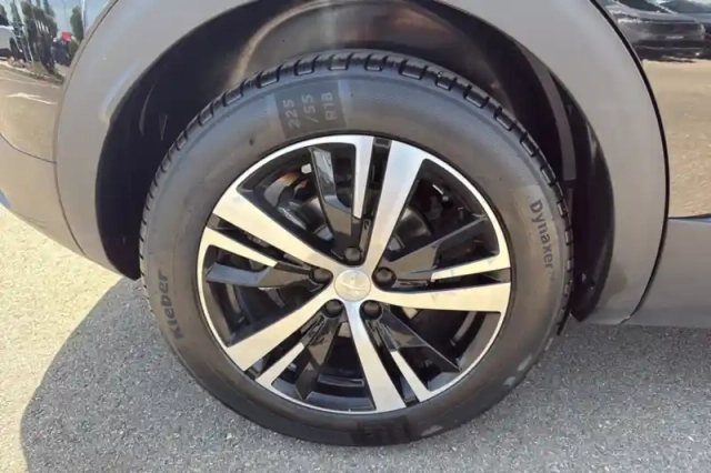 Peugeot 3008 hybrid 225 e-eat8 — photo 11