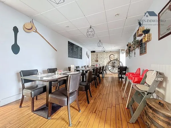 A VENDRE FOND DE COMMERCE - NIEPPE - RESTAURANT CHALEUREUX - 140