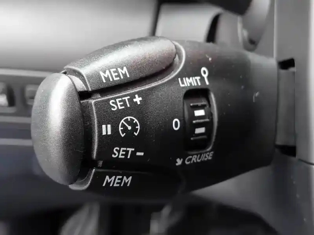 Citroën C3 Aircross puretech 110 s&amp;s bvm6 — photo 32