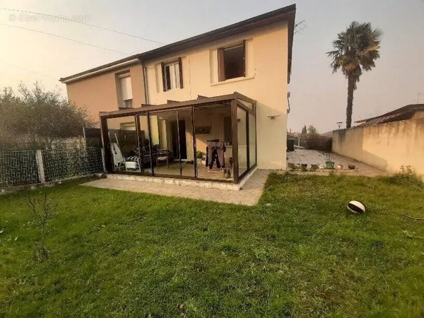 Maison 5 pièces 90 m²