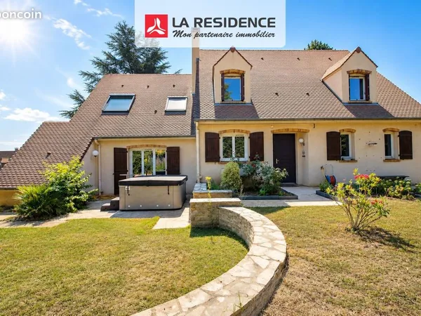 Maison de 8 pièces
