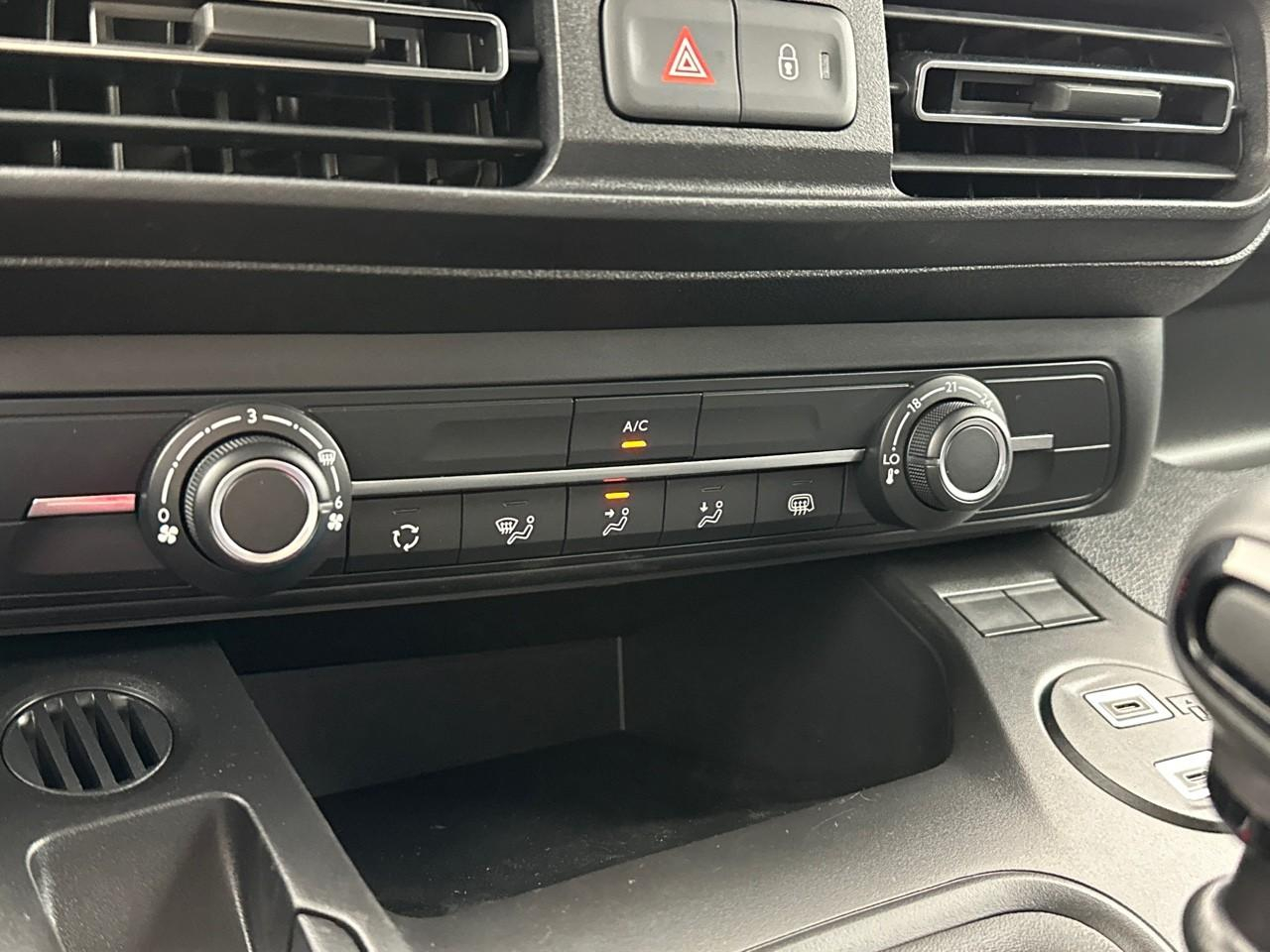 Citroën Berlingo van m diesel 100 ch manuelle — photo 27