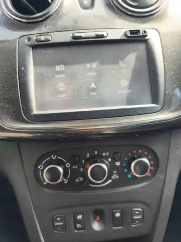 Dacia Sandero tce 90 e6c — photo 11