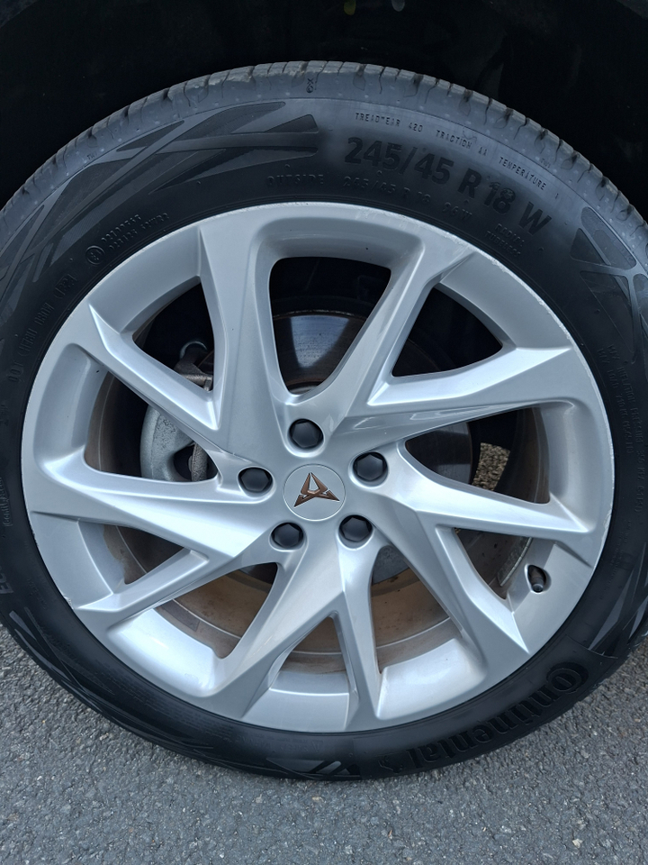 Cupra Formentor 1.4 e-HYBRID 204 ch DSG6 — photo 40