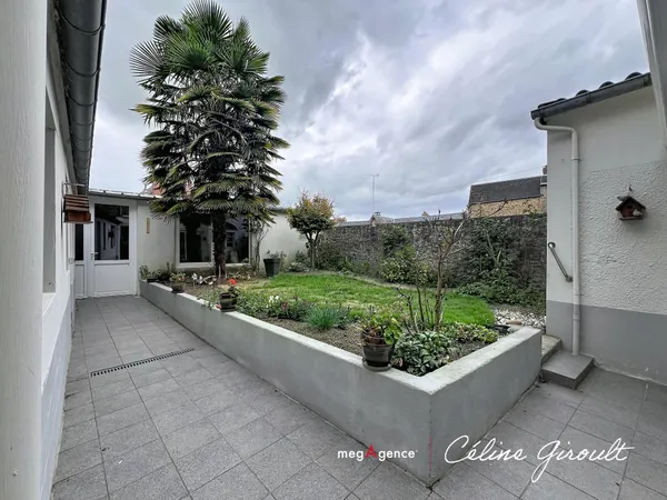 Maison de ville avec garage et ascenseur